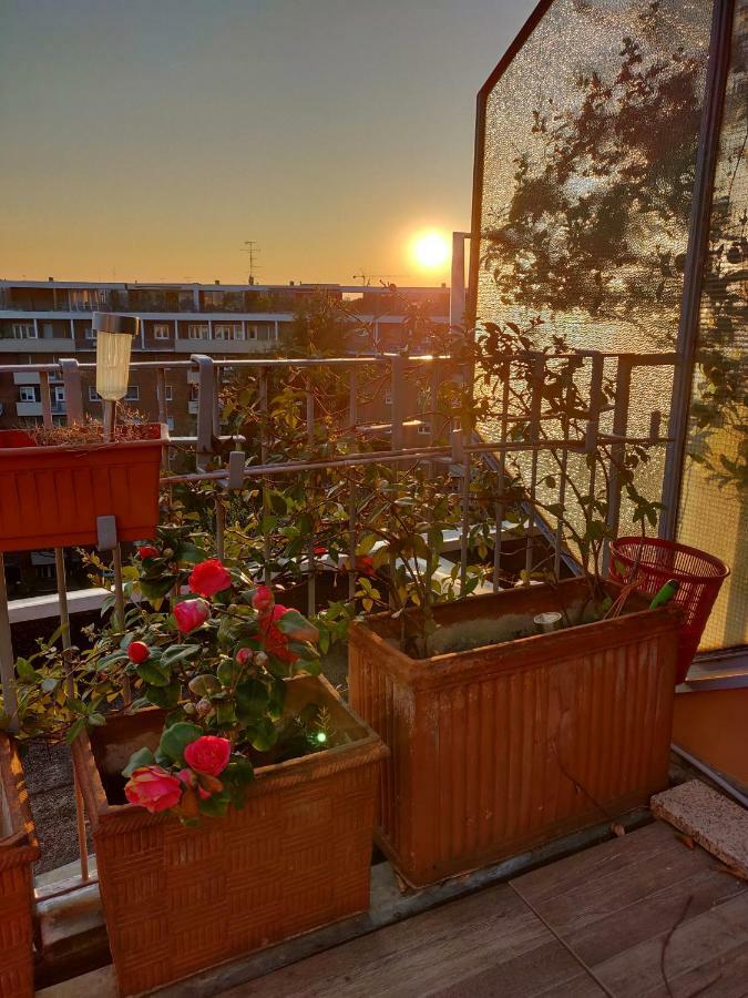 Exclusive Rooftop Apartment With Large Terrace In Solari/Tortona Mailand Exterior foto